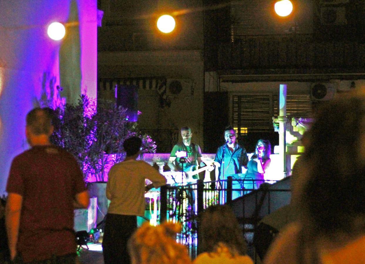 Voyage Recoleta Ostello